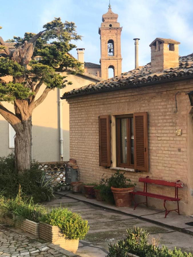 La Trave Bed and Breakfast Montecosaro  Εξωτερικό φωτογραφία