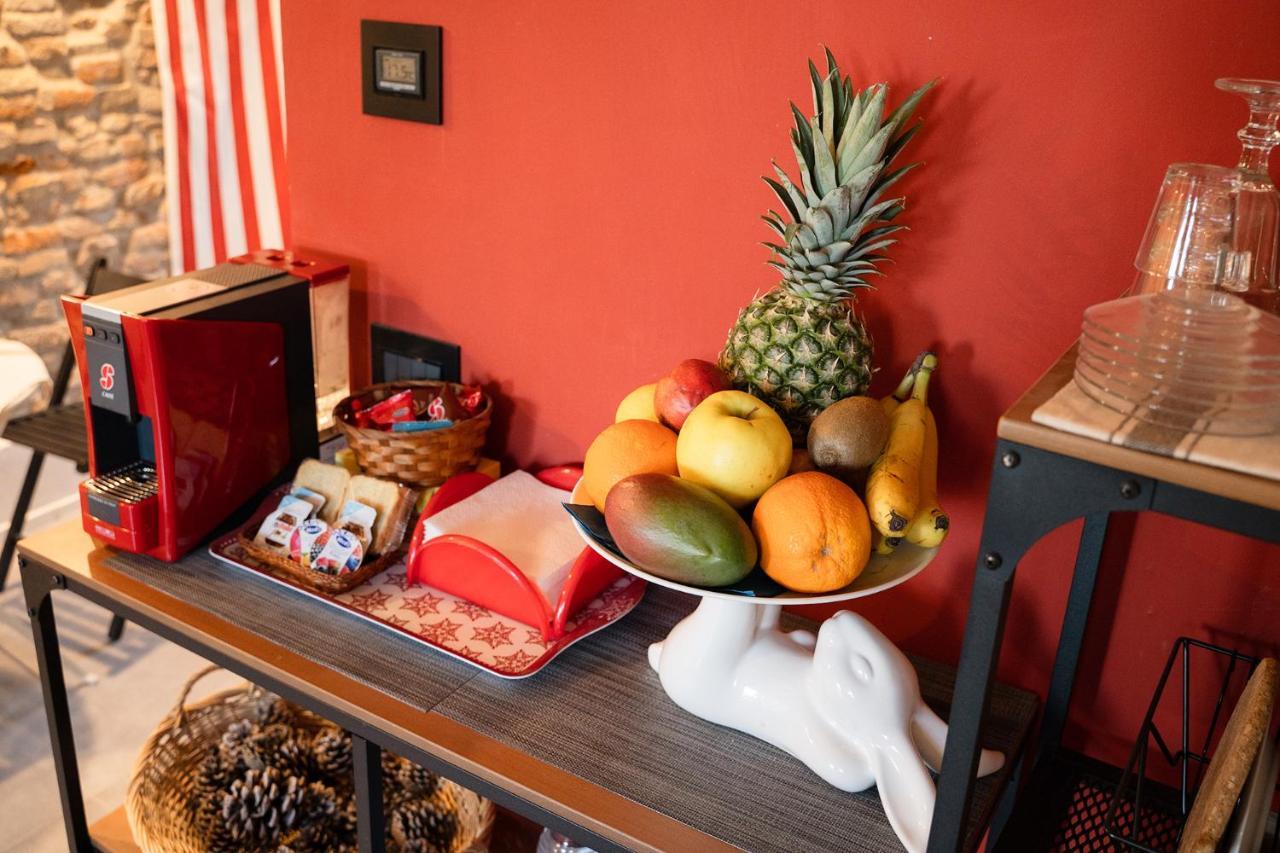 La Trave Bed and Breakfast Montecosaro  Εξωτερικό φωτογραφία